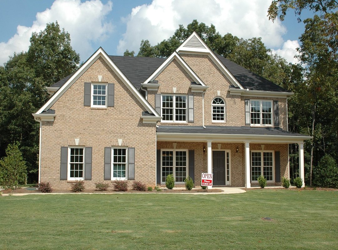luxury real estate market