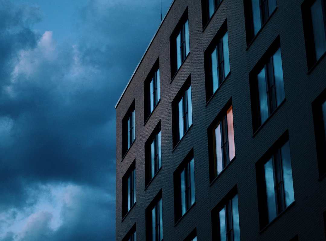 luxury real estate market